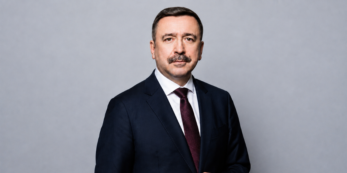 «Цифровой профсоюз должен стать удобным инструментом защиты человека труда»: интервью с председателем ФНПР Сергеем Ивановичем Черногаевым